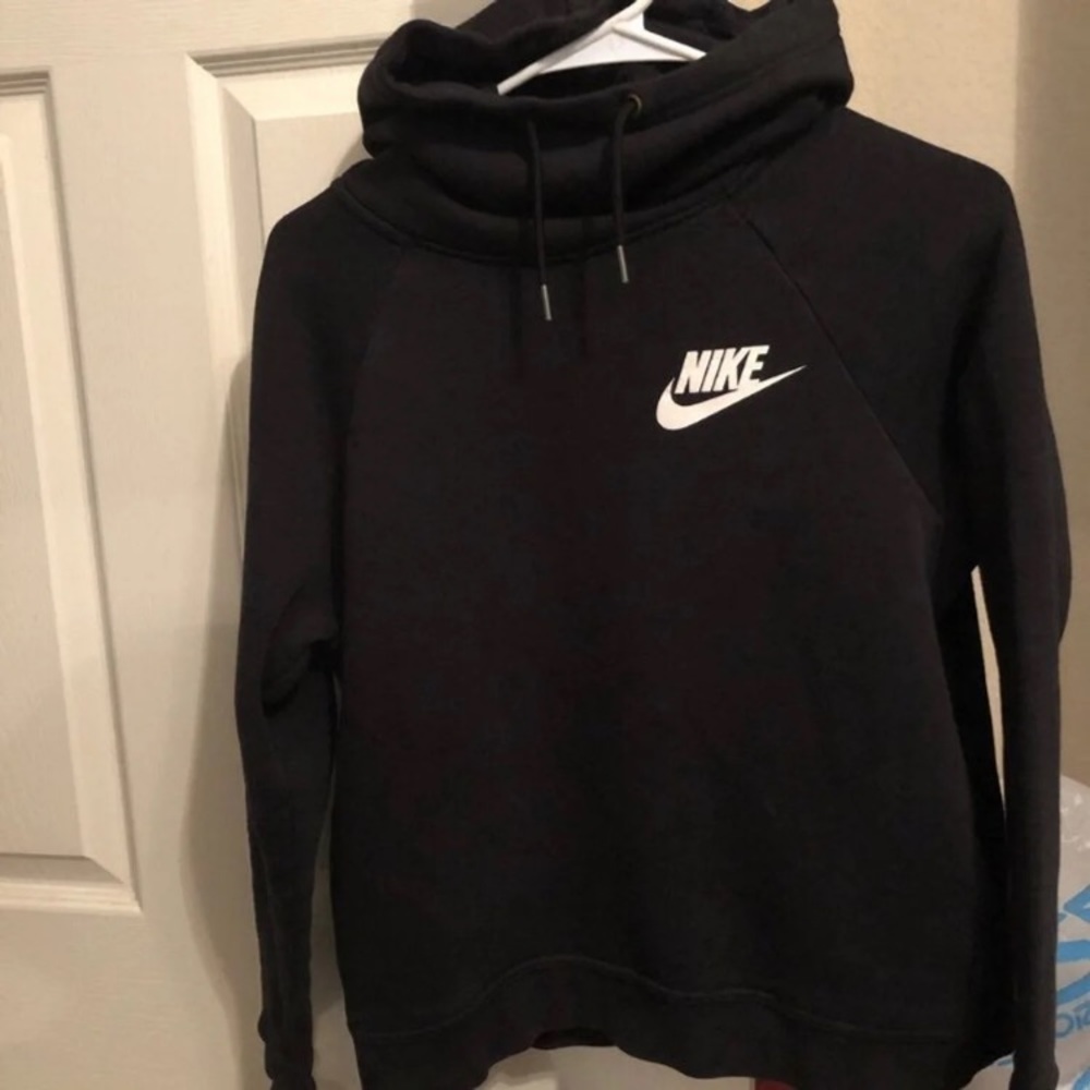 Nike Pullover - image 1
